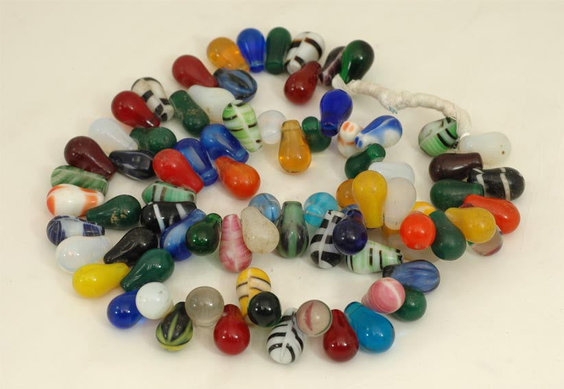 Don Don Sole Teardrop Bead Strand BA-DD35