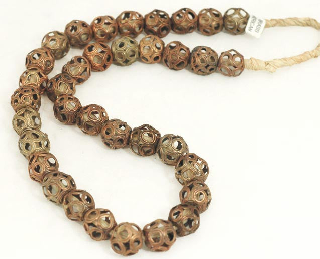 African Hollow Circle Raffia Brass Bead Strand BA-MA65S