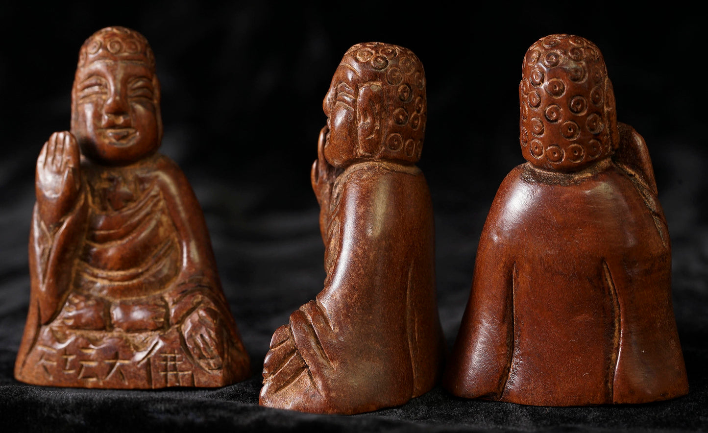 Sitting Compassion Buddha Mini Statue Date Wood FWD34