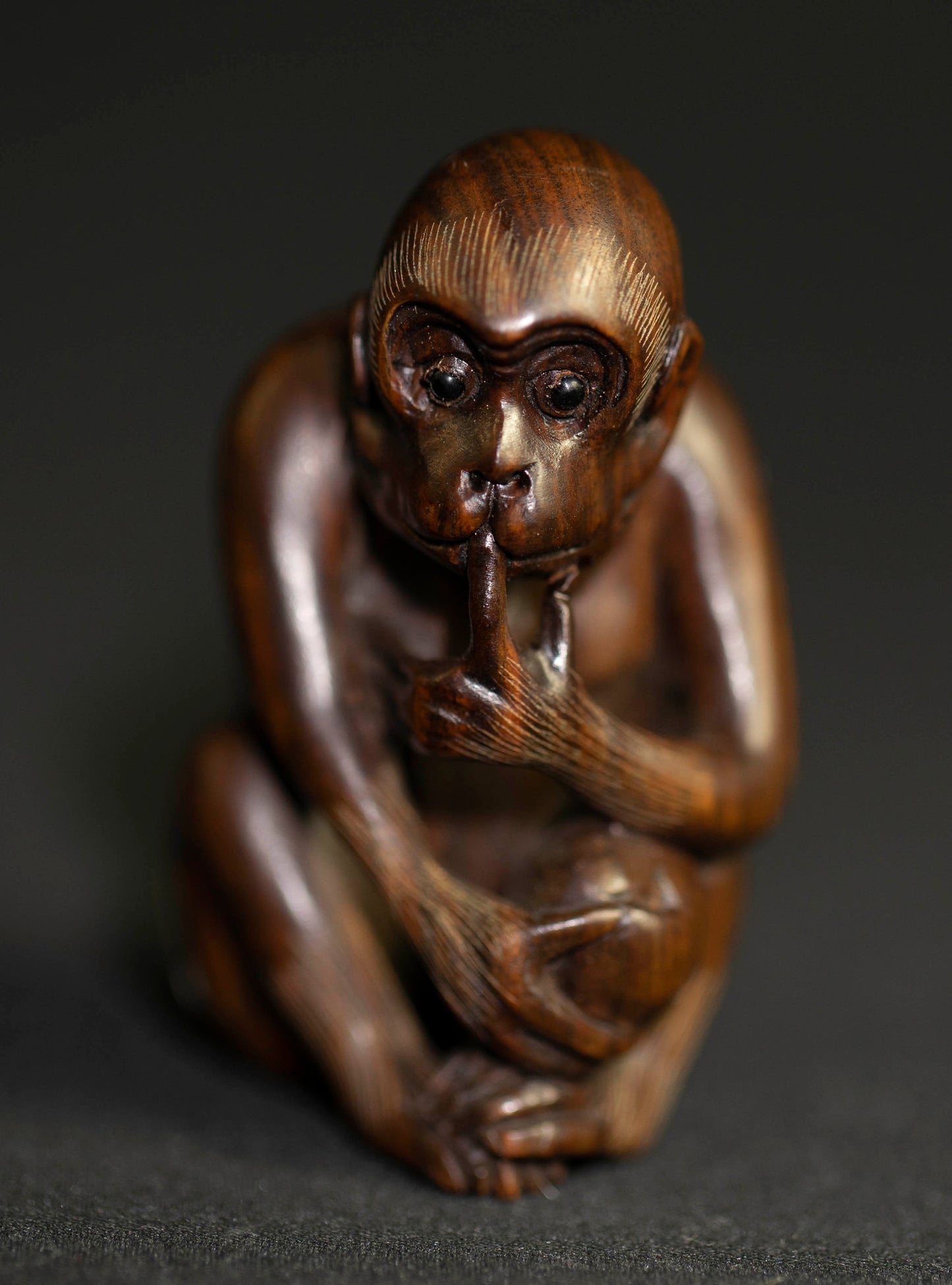 Ironwood Netsuke Thinking Monkey FWH949A