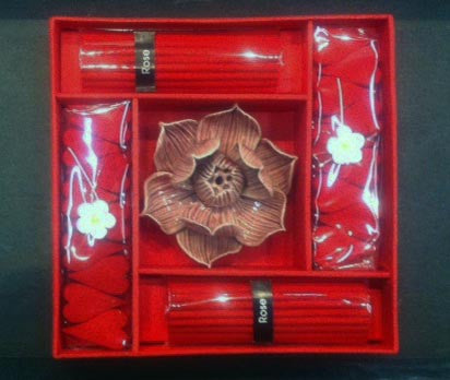 Porcelain Lotus Incense Burner/Incense Kit