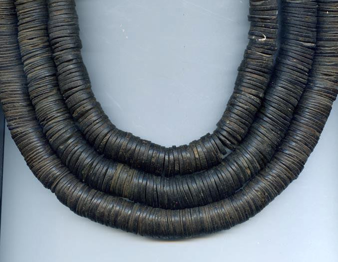 Coconut Natural Shell Black Disc Bead Strand BA-COCOL