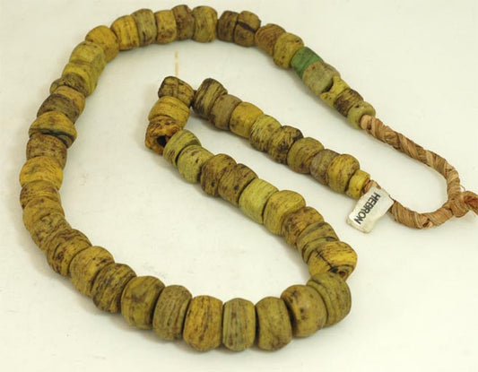 Old Yellow Hebron Glass Bead BA-H22Y