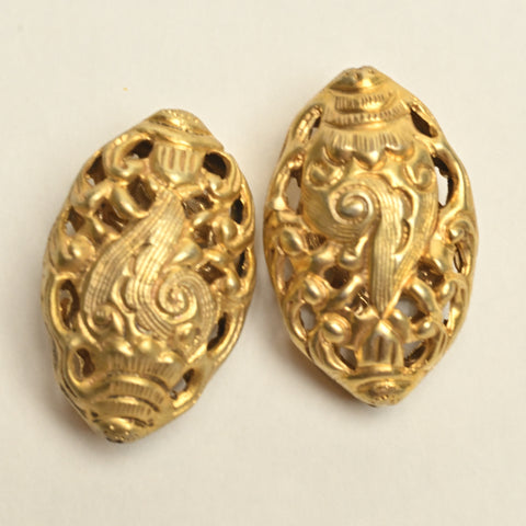 Gold Plated Oval Conch Shell Bead BM72G  1-3/8"
