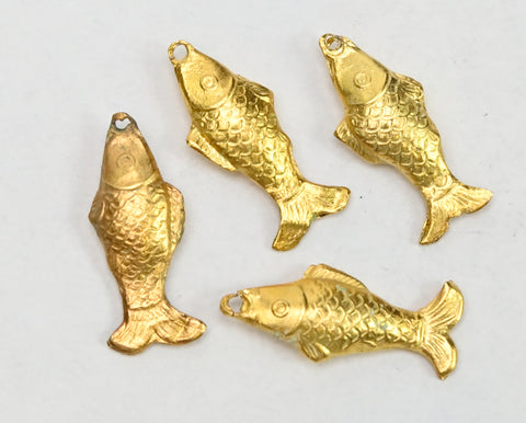 Gold Plated Metal Fish Charm FM185G