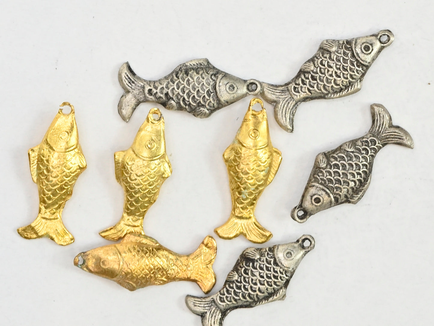 Gold Plated Metal Fish Charm FM185G