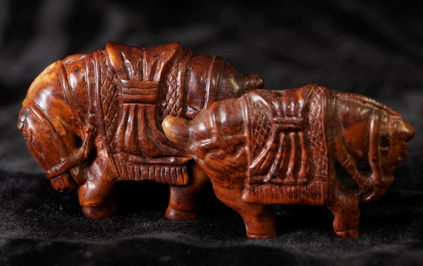 Ma-Li Wood Horse with Saddle Bead FWD07