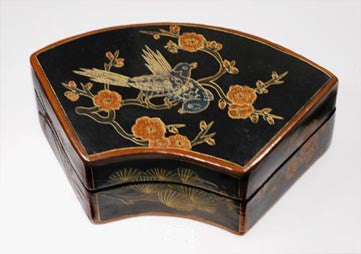 Bird Lacquer Fan Box
